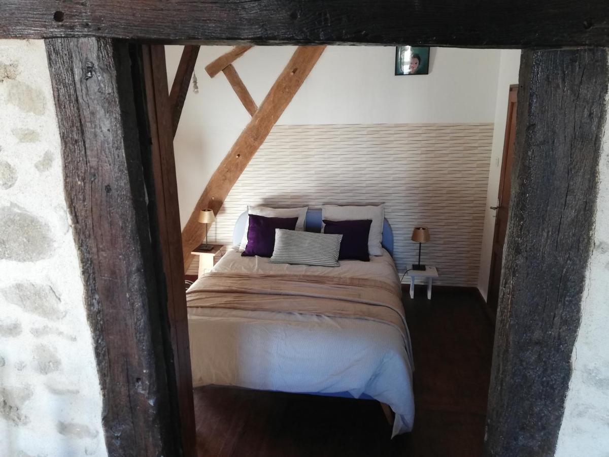 Le Monticule Bed and Breakfast Tardes Eksteriør billede