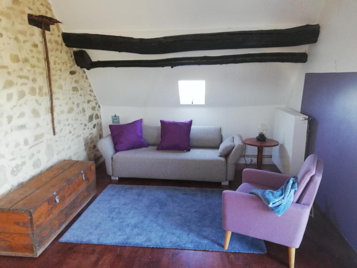Le Monticule Bed and Breakfast Tardes Eksteriør billede
